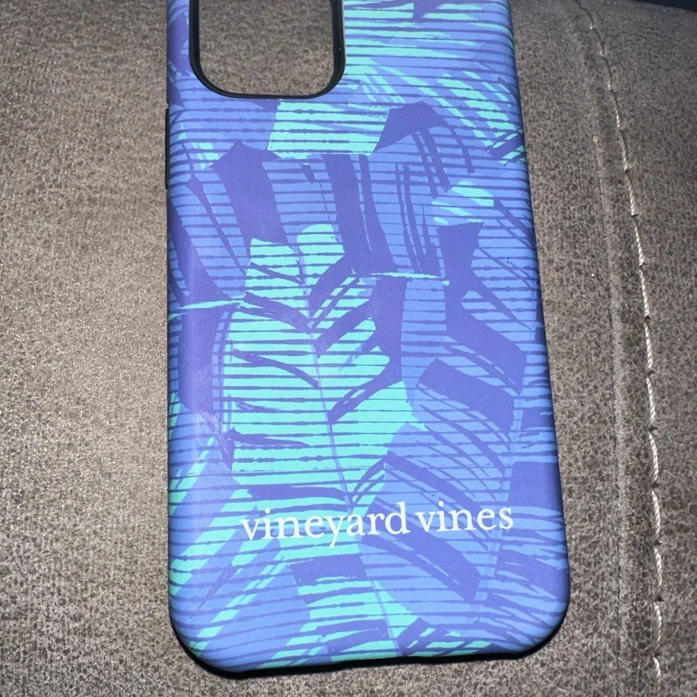 Vineyard vines IPhone case for iPhone 11 Pro NWT